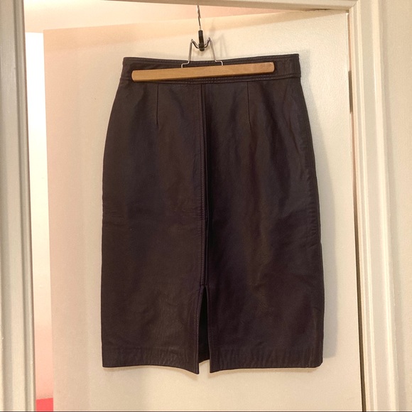 Vintage DKNY purple leather midi skirt - Picture 3 of 4